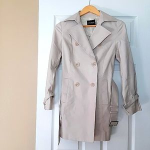 EUC beige coat / jacket